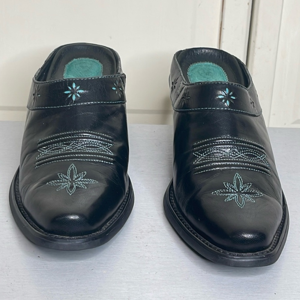 ARIAT Women’s slide Mules Black Turquoise Leather Upper SIZE 7B